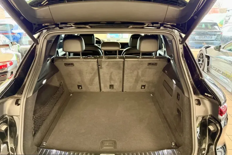 Porsche Cayenne din 2023 cu 13.151 km - oferta POR225383 - foto 9