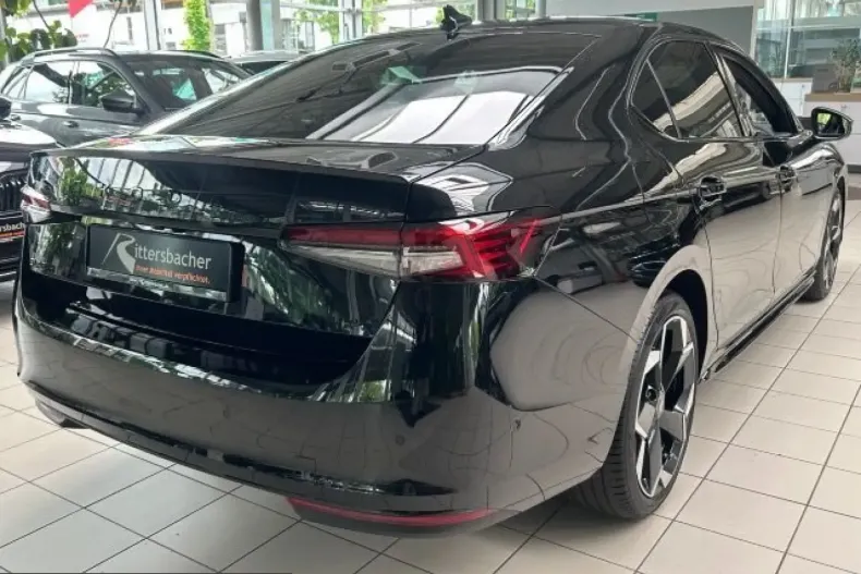 Skoda Superb din 2025 cu 45.485 km - oferta SKO225384 - foto 5