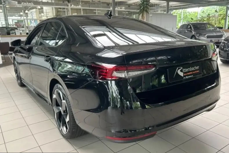 Skoda Superb din 2025 cu 45.485 km - oferta SKO225384 - foto 8
