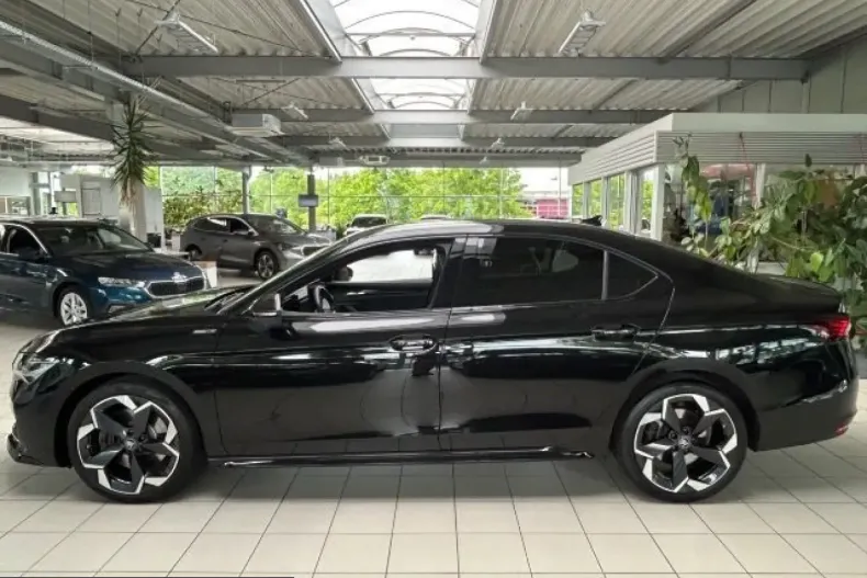 Skoda Superb din 2025 cu 45.485 km - oferta SKO225384 - foto 9