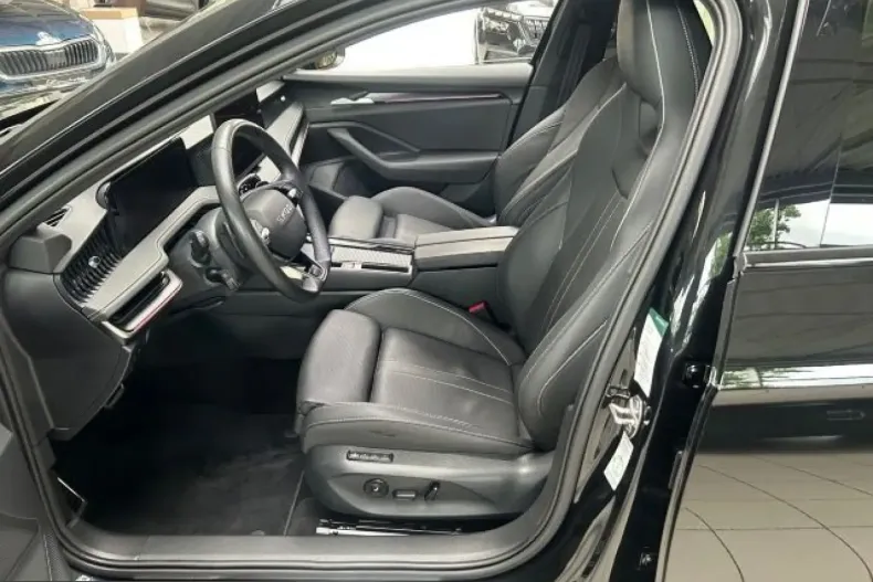 Skoda Superb din 2025 cu 45.485 km - oferta SKO225384 - foto 11