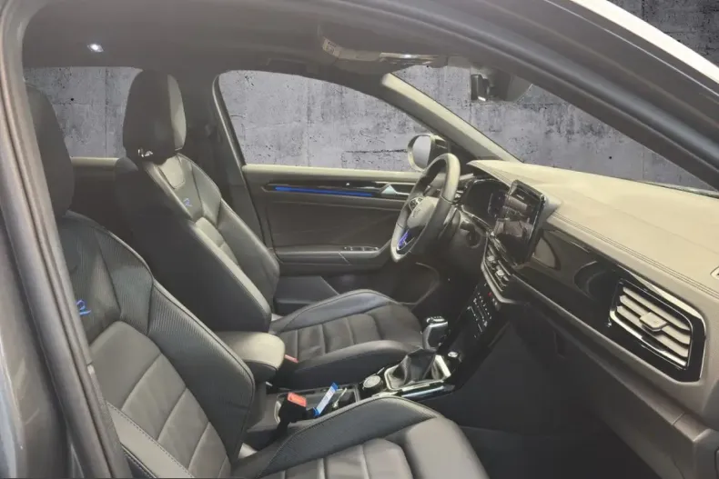 Volkswagen T-Roc din 2025 cu 19.110 km - oferta VOL225411 - foto 9
