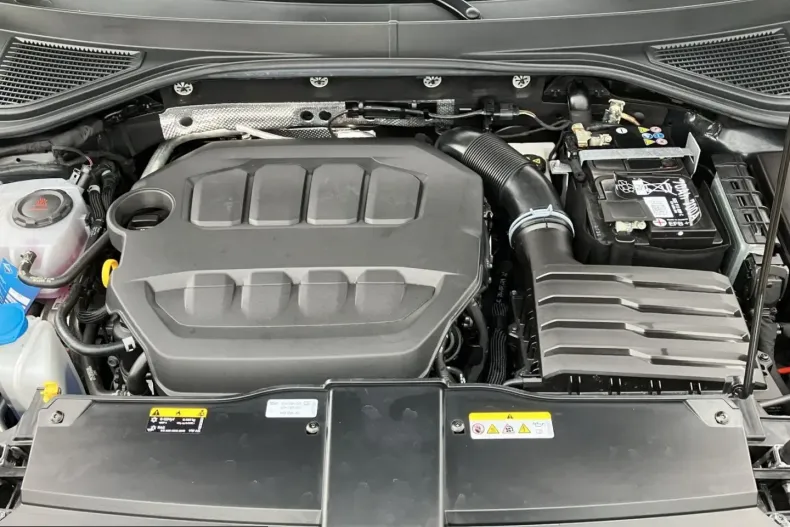 Volkswagen T-Roc din 2024 cu 12.200 km - oferta VOL225412 - foto 18