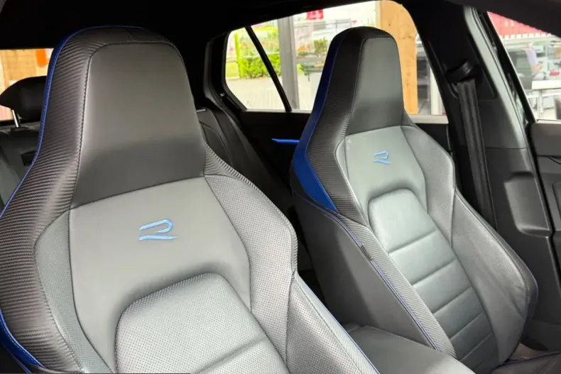 Volkswagen Golf din 2024 cu 44.500 km - oferta VOL225413 - foto 11