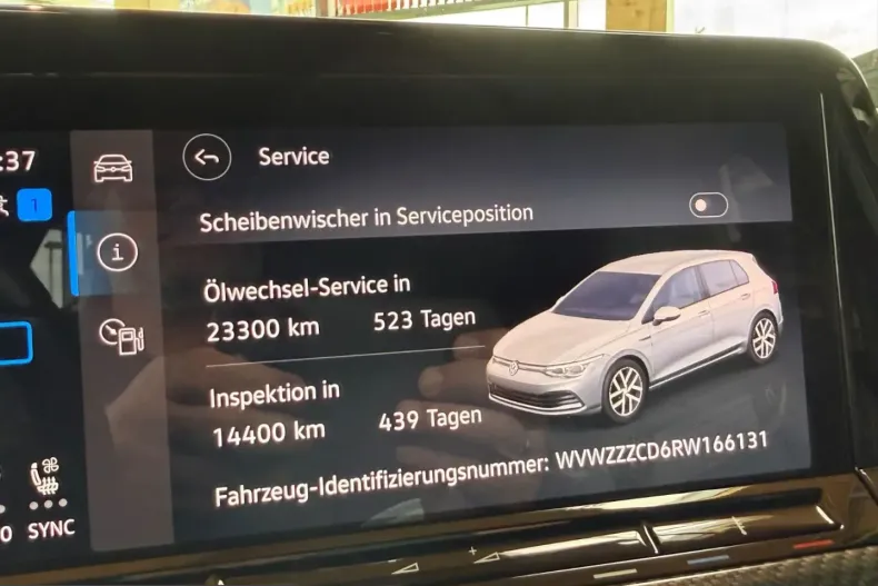 Volkswagen Golf din 2024 cu 44.500 km - oferta VOL225413 - foto 25