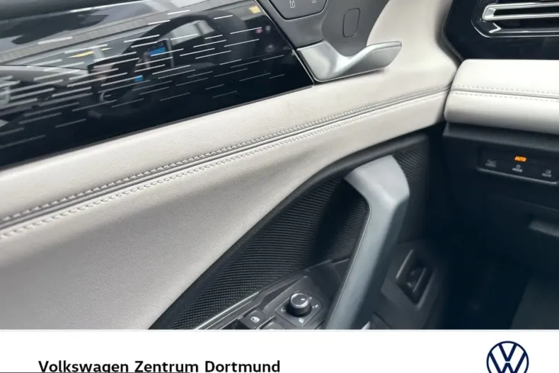 Volkswagen Tiguan din 2025 cu 16.826 km - oferta VOL225414 - foto 16