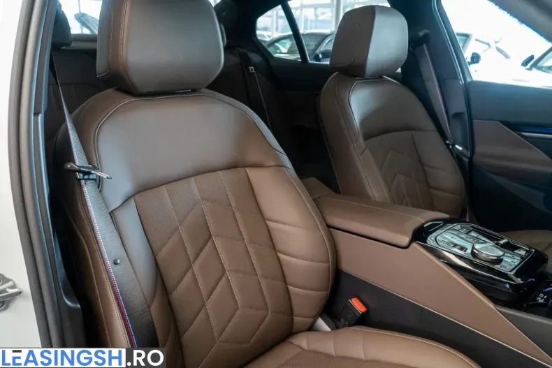 BMW 550 (Seria 5) din 2025 cu 27.972 km - oferta BMW225421 - foto 21