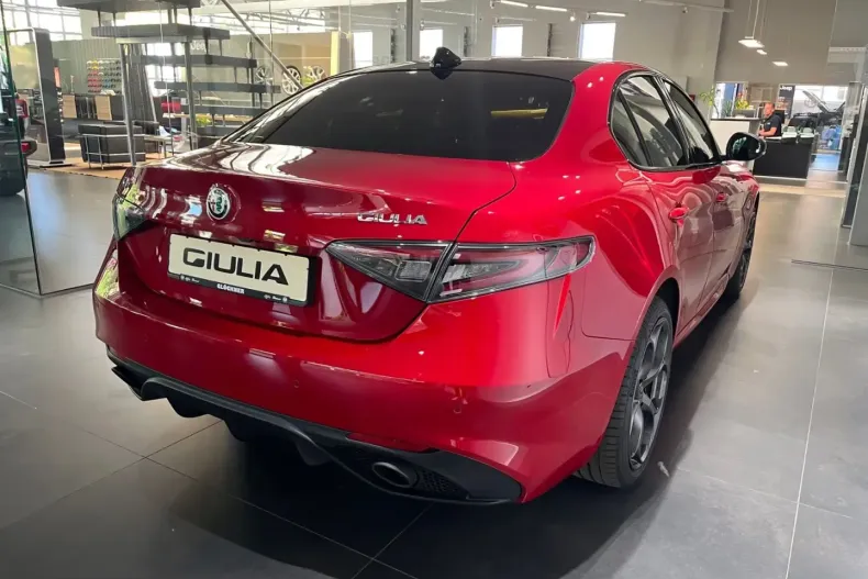 Alfa Romeo Giulia din 2024 cu 26.430 km - oferta ALF225423 - foto 4