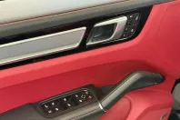 Porsche Cayenne din 2023 cu 47.895 km - oferta POR225428 - foto 9