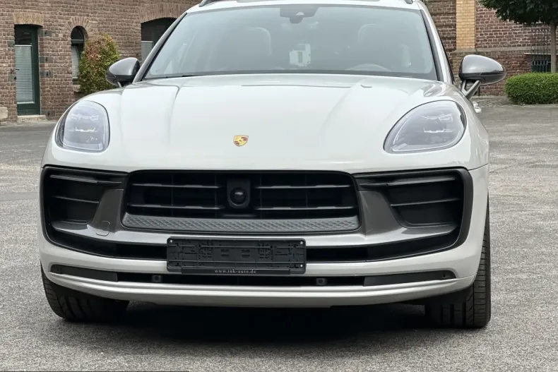 Porsche Macan din 2024 cu 14.800 km - oferta POR225429 - foto 3