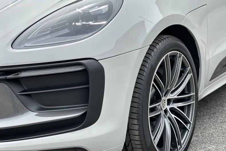 Porsche Macan din 2024 cu 14.800 km - oferta POR225429 - foto 27