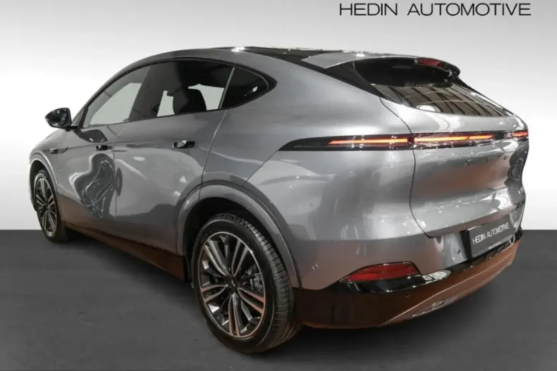 XPENG G6 din 2025 cu 9.900 km - oferta XPE225435 - foto 3