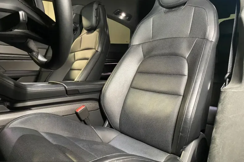Porsche Taycan din 2022 cu 26.700 km - oferta POR225436 - foto 11