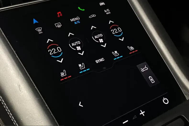 Porsche Taycan din 2022 cu 26.700 km - oferta POR225436 - foto 14