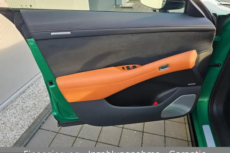 Xiaomi YU7 din 2025 cu 8.200 km - oferta XIA225437 - foto 12