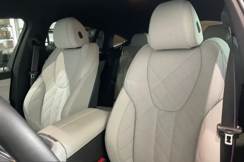 BMW X6 (Seria X) din 2025 cu 12.100 km - oferta BMW225443 - foto 9