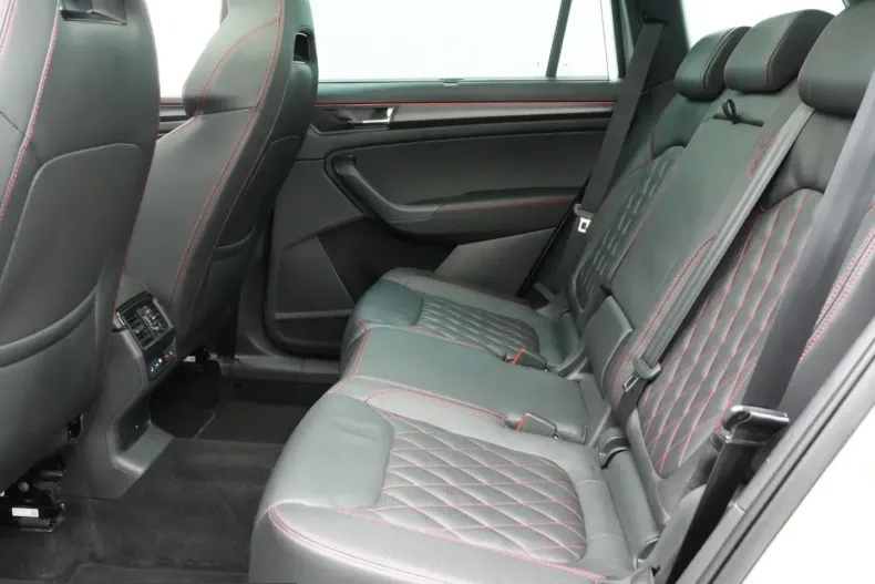 Skoda Kodiaq din 2022 cu 99.979 km - oferta SKO225447 - foto 11