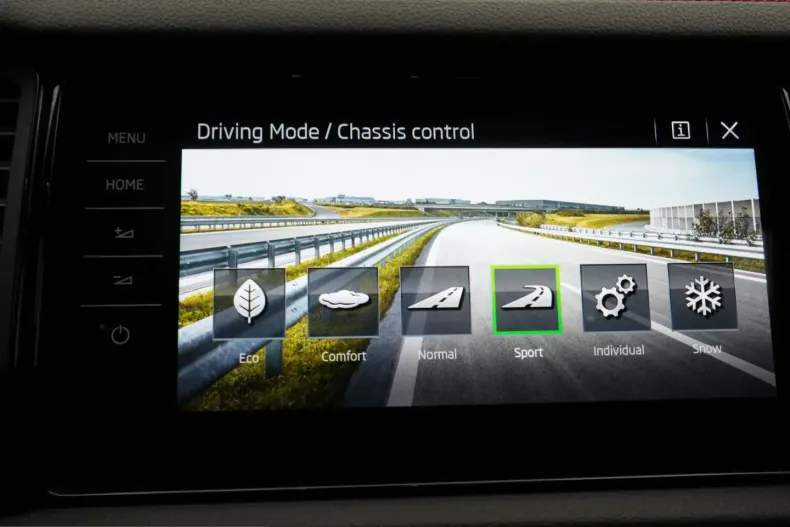 Skoda Kodiaq din 2022 cu 99.979 km - oferta SKO225447 - foto 15