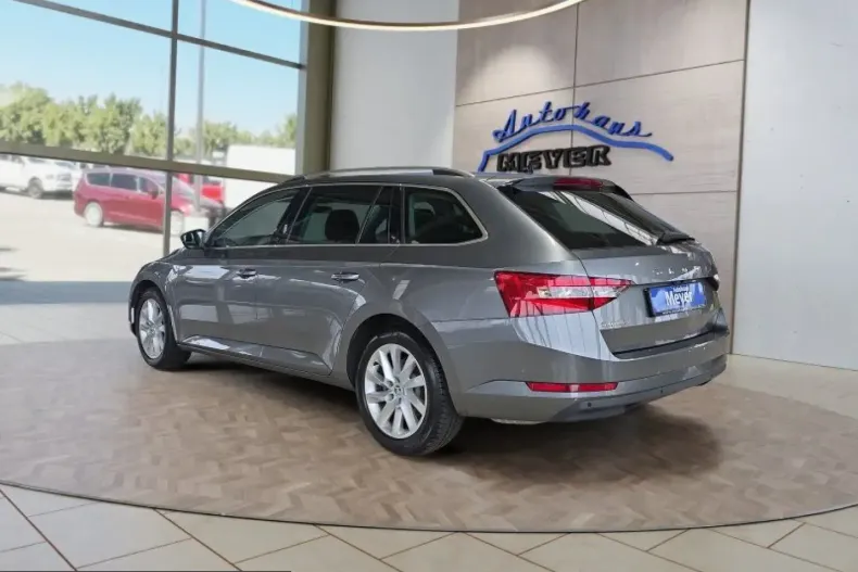 Skoda Superb din 2024 cu 41.900 km - oferta SKO225449 - foto 3