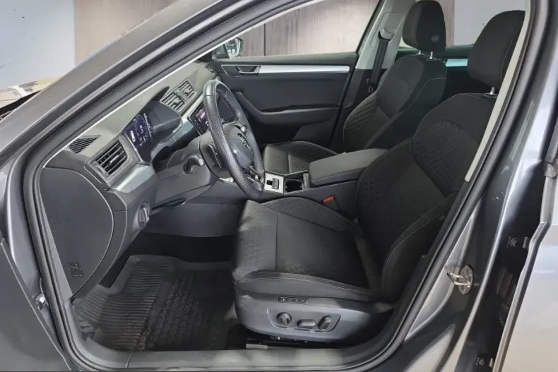 Skoda Superb din 2024 cu 41.900 km - oferta SKO225449 - foto 9
