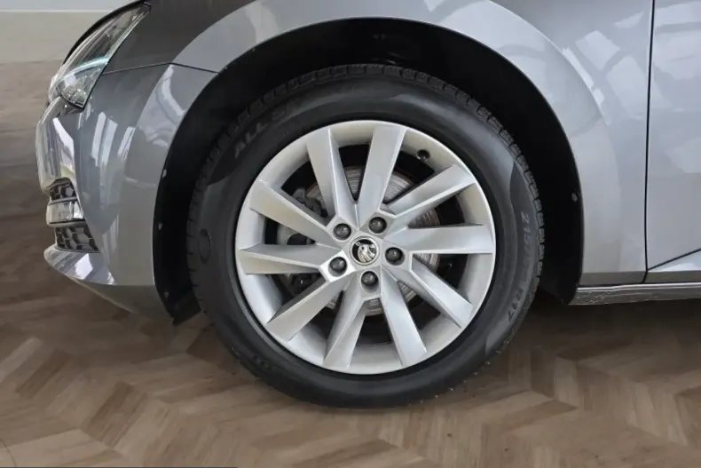 Skoda Superb din 2024 cu 41.900 km - oferta SKO225449 - foto 14