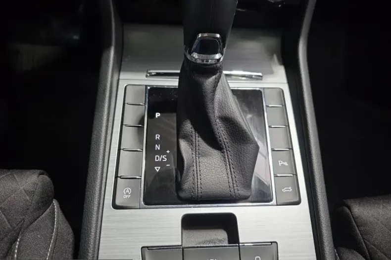 Skoda Superb din 2024 cu 41.900 km - oferta SKO225449 - foto 24