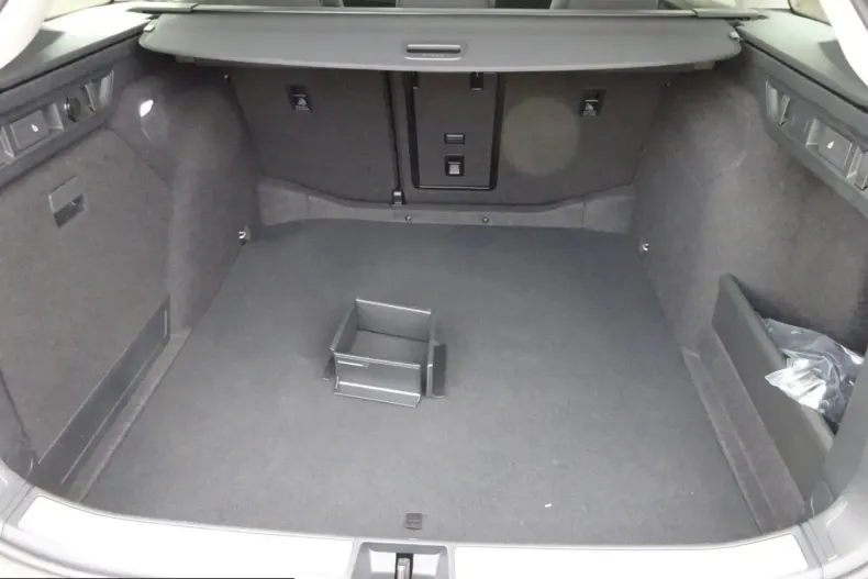Skoda Superb din 2024 cu 12.273 km - oferta SKO225450 - foto 8