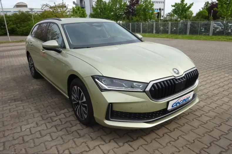 Skoda Superb din 2024 cu 12.273 km - oferta SKO225450 - foto 11
