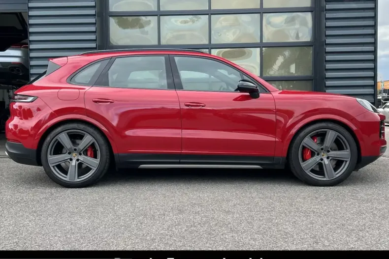 Porsche Cayenne din 2024 cu 7.800 km - oferta POR225457 - foto 6