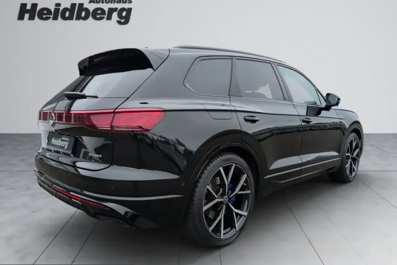 Volkswagen Touareg din 2024 cu 47.333 km - oferta VOL225461 - foto 9