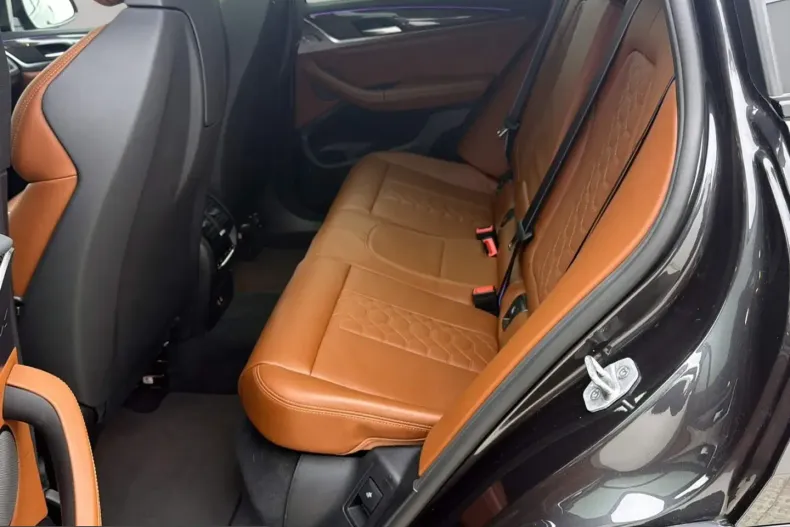 BMW X4 (Seria X) din 2025 cu 24.795 km - oferta BMW225464 - foto 13