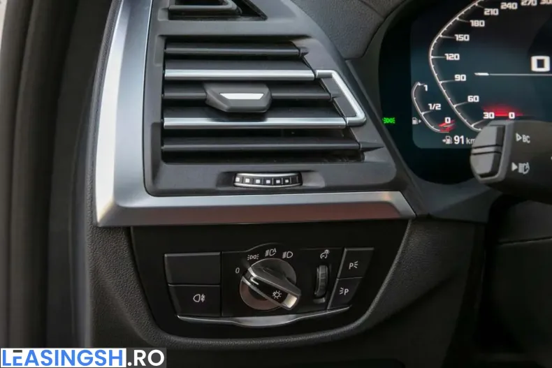 BMW X4 (Seria X) din 2025 cu 10.243 km - oferta BMW225465 - foto 10