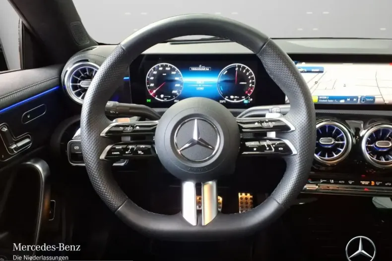 Mercedes-Benz CLA 250 (Clasa CLA) din 2025 cu 12.280 km - oferta MER225479 - foto 14