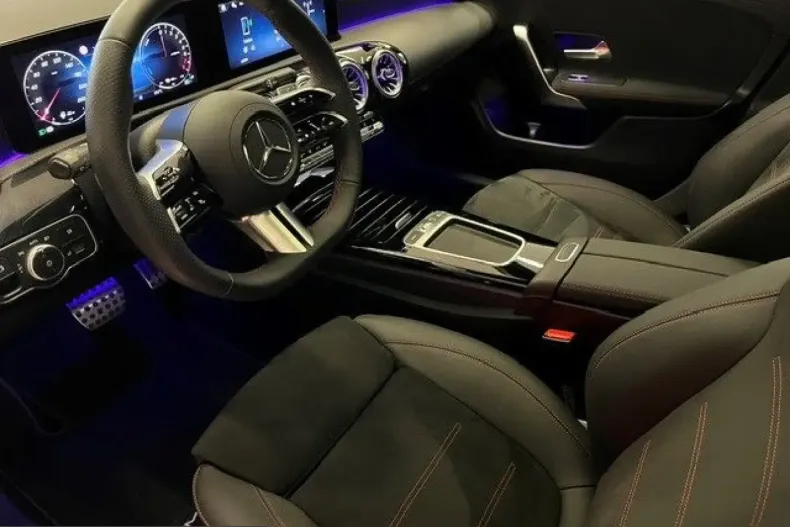 Mercedes-Benz CLA 250 (Clasa CLA) din 2025 cu 22.116 km - oferta MER225480 - foto 3