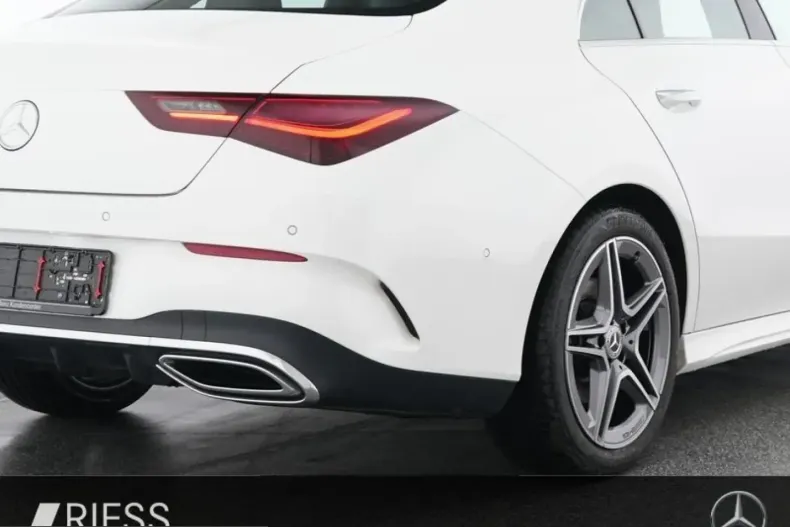 Mercedes-Benz CLA 220 (Clasa CLA) din 2025 cu 13.278 km - oferta MER225482 - foto 5
