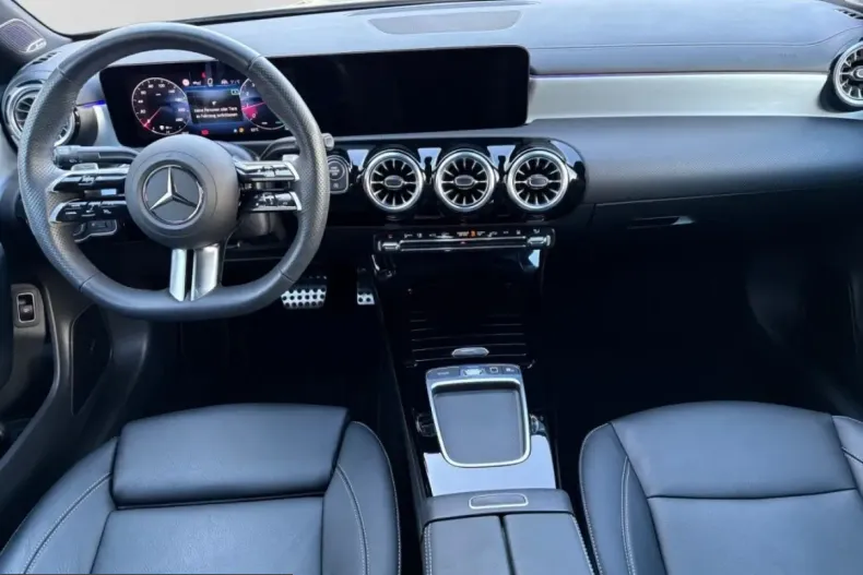 Mercedes-Benz CLA 220 (Clasa CLA) din 2024 cu 7.730 km - oferta MER225483 - foto 11
