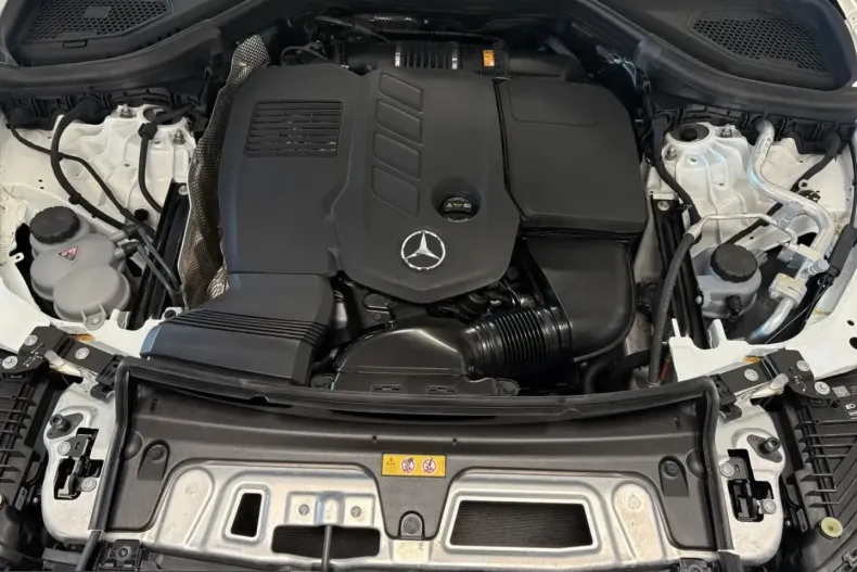 Mercedes-Benz GLC 300 (Clasa GLC) din 2025 cu 27.246 km - oferta MER225486 - foto 8