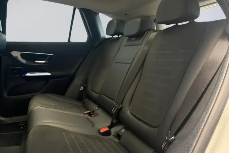 Mercedes-Benz GLC 300 (Clasa GLC) din 2025 cu 27.246 km - oferta MER225486 - foto 12