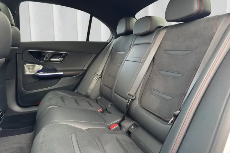 Mercedes-Benz C 43 AMG (Clasa C) din 2025 cu 5.331 km - oferta MER225488 - foto 12