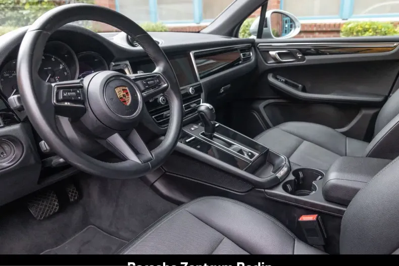 Porsche Macan din 2023 cu 44.806 km - oferta POR225490 - foto 4