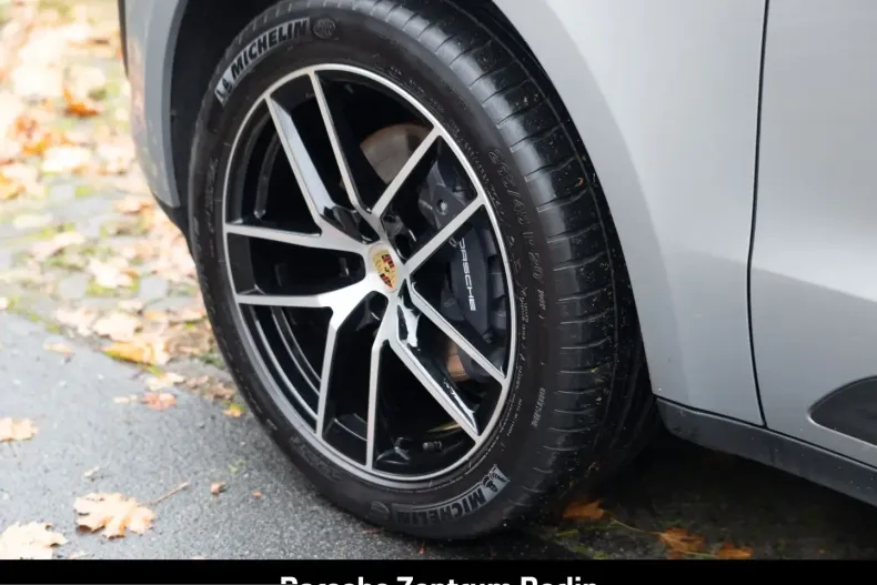 Porsche Macan din 2023 cu 44.806 km - oferta POR225490 - foto 16