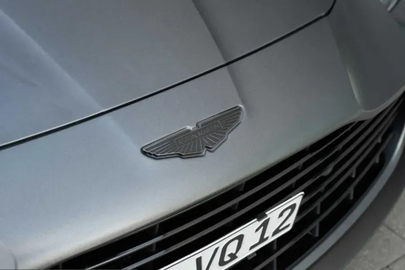 Aston Martin Vanquish din 2025 cu 8.100 km - oferta AST225492 - foto 22