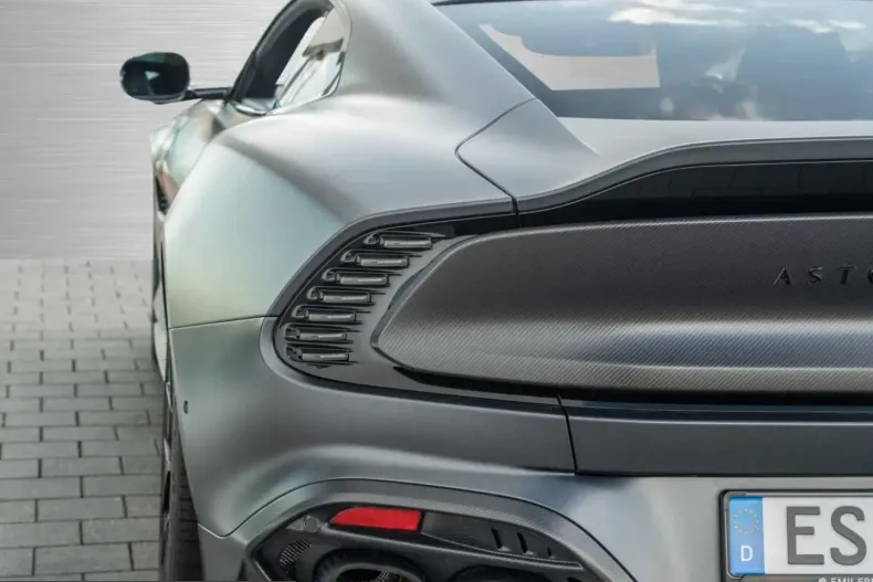 Aston Martin Vanquish din 2025 cu 8.100 km - oferta AST225492 - foto 23