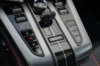 Aston Martin Vanquish din 2025 cu 8.100 km - oferta AST225492 - foto 37