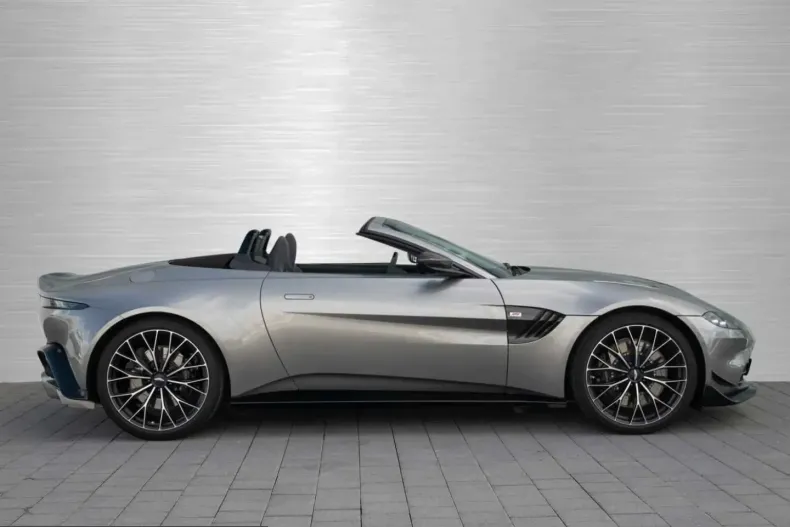 Aston Martin V8 Vantage din 2024 cu 11.700 km - oferta AST225494 - foto 8