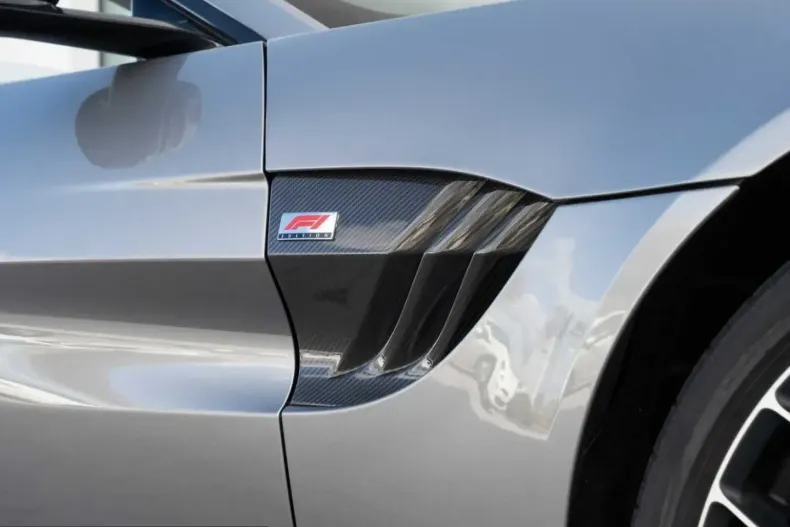 Aston Martin V8 Vantage din 2024 cu 11.700 km - oferta AST225494 - foto 20