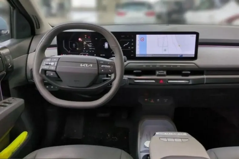Kia EV3 din 2024 cu 15.780 km - oferta KIA225495 - foto 8