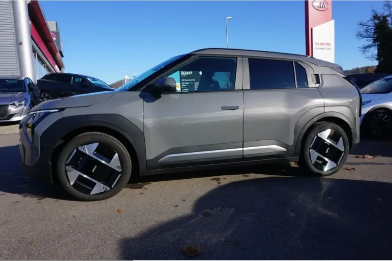 Kia EV3 din 2025 cu 15.900 km - oferta KIA225497 - foto 4
