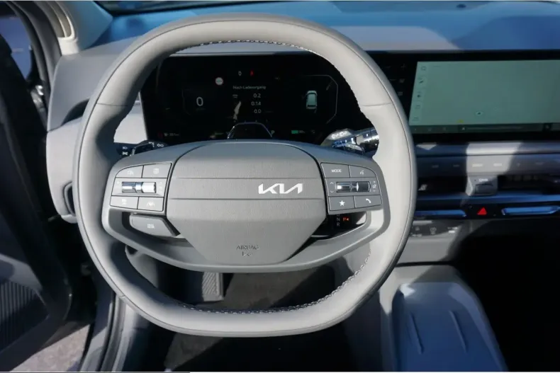 Kia EV3 din 2025 cu 15.900 km - oferta KIA225497 - foto 12