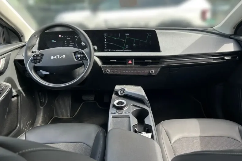Kia EV6 din 2023 cu 34.900 km - oferta KIA225501 - foto 10